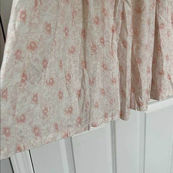 Marisa Christina Light Pink Floral A-Line Skirt - Size Medium (waist to hem=33”) - Picture 4 of 4